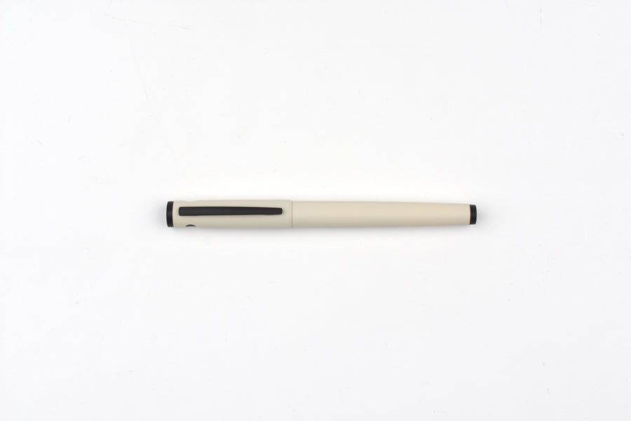 Pilot Explorer Fountain Pen - Matte Ivory