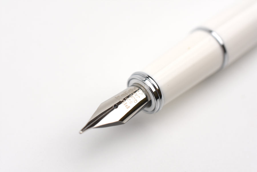 Pilot Prera Fountain Pen - Off White