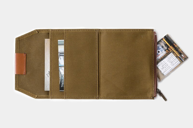 TRAVELER'S Factory Passport Size Refill - Cotton Zipper Case