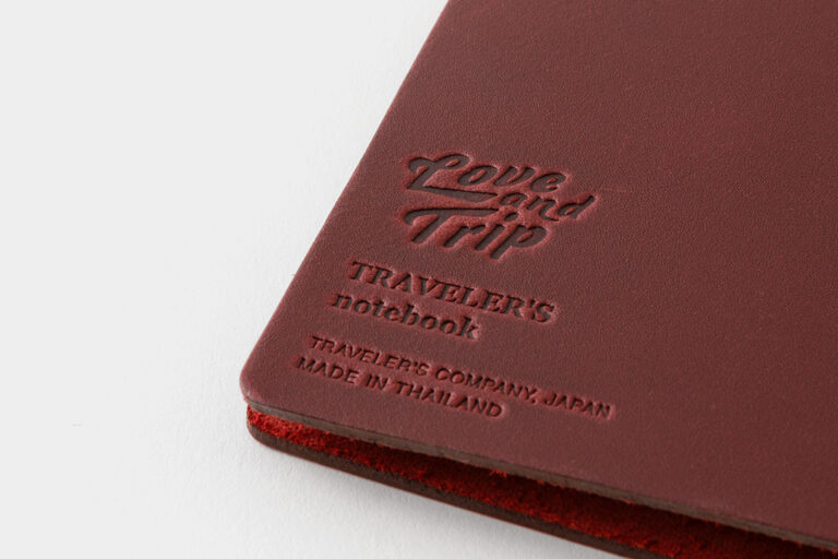TRAVELER'S Notebook - Passport Size - LOVE AND TRIP - Limited Edition