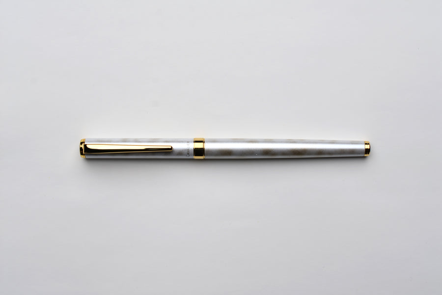 Pilot Cavalier Fountain Pen - Marbled - Gold/White