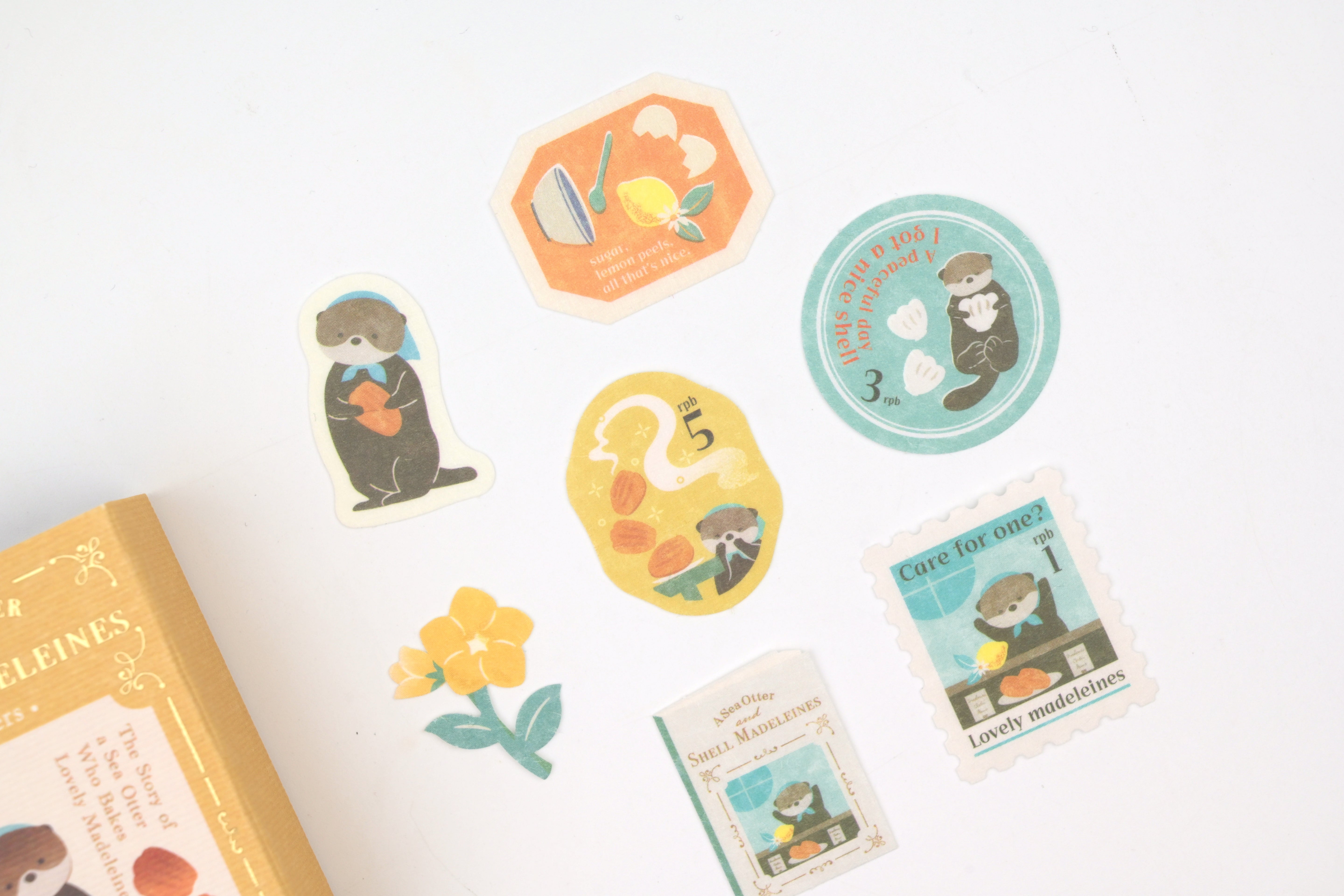 NB Flake Stickers - Ressa - A Sea Otter and Shell Madeleines