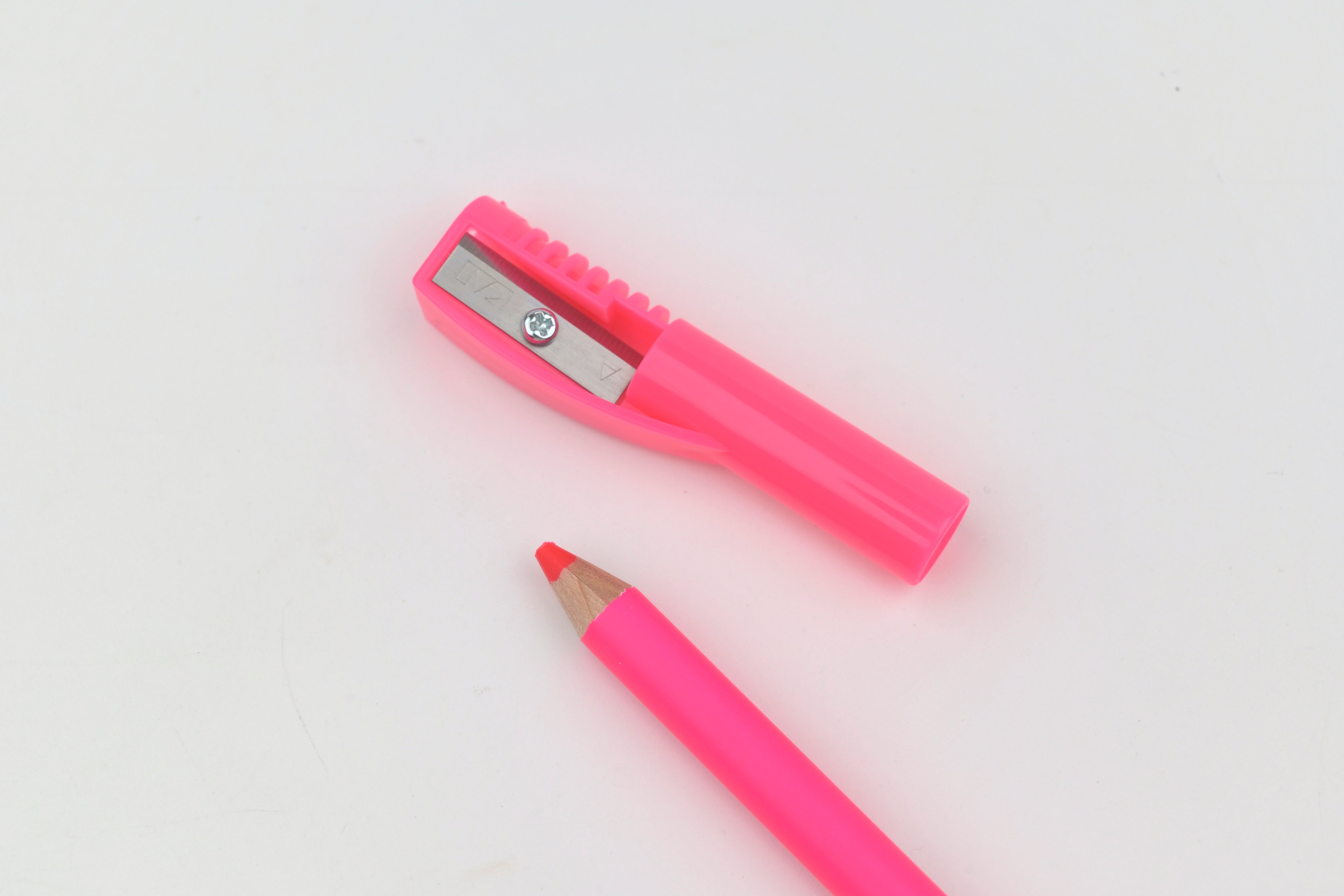 Kutsuwa HiLiNE Neon Color Highlighter Pencil