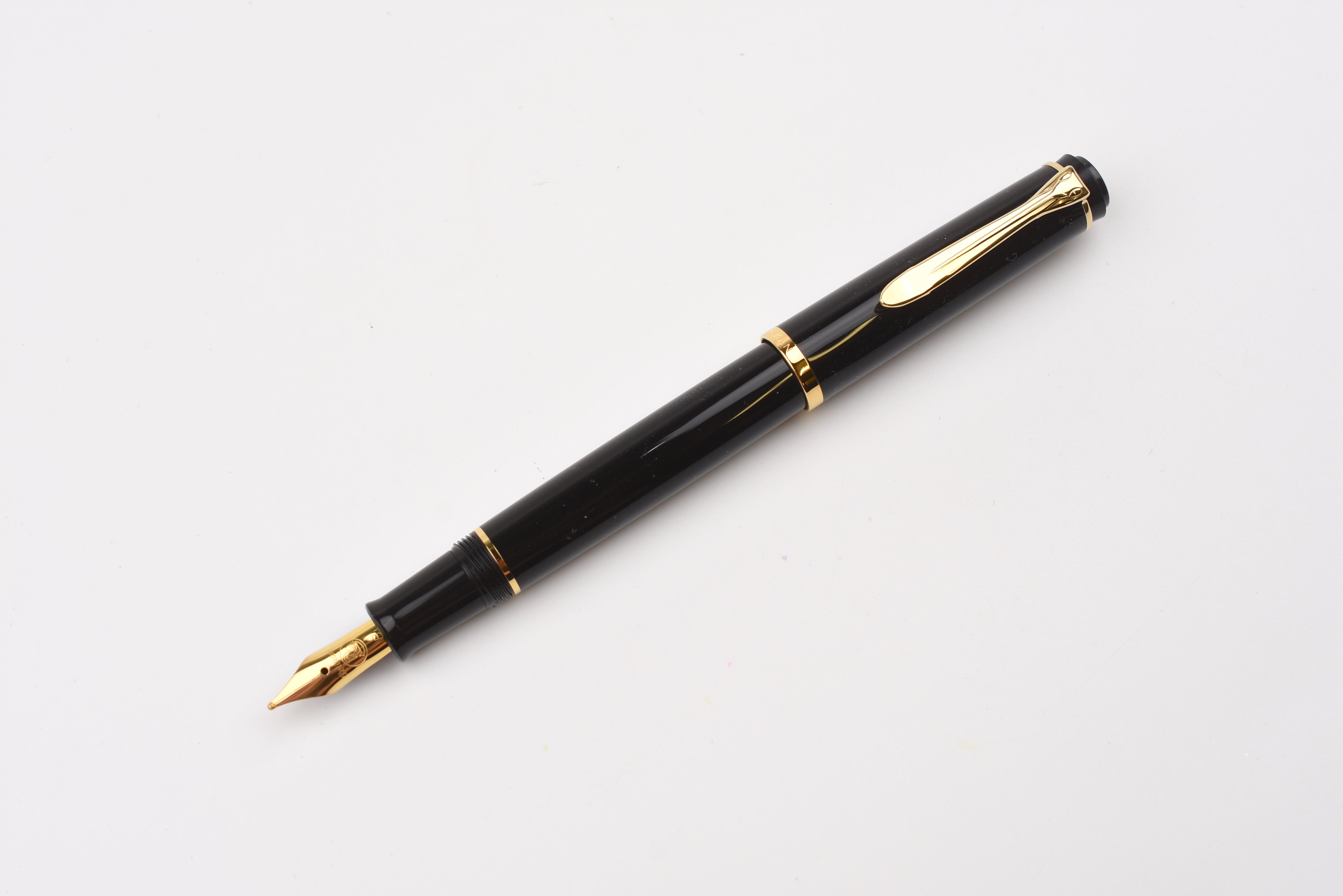 Pelikan P200 Fountain Pen - Classic - Black