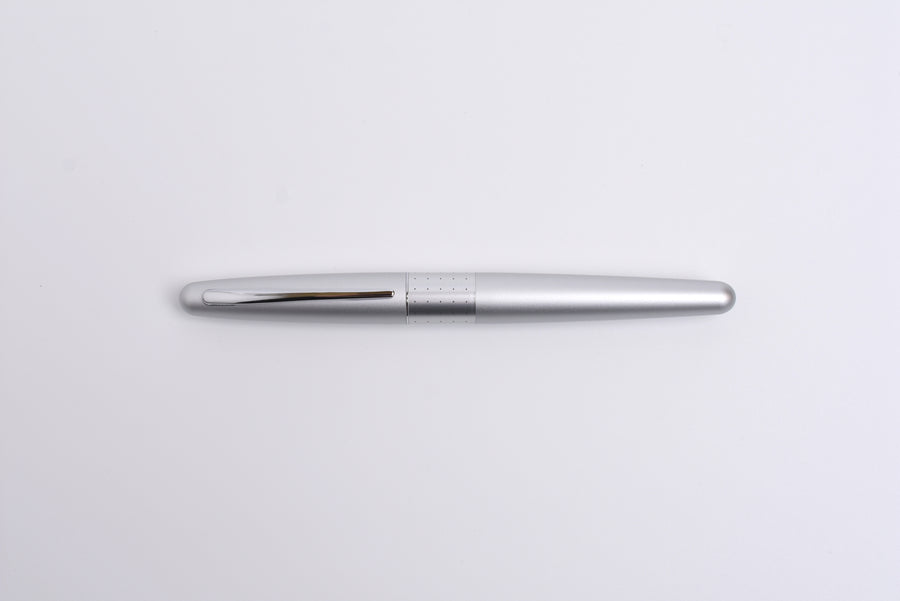 Pilot MR Metropolitan Fountain Pen - Silver Dot